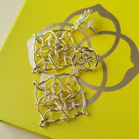 Kendra Scott Gold Kelly Statement Earrings Intricate Design with Dust Bag - Picture 3 of 3
